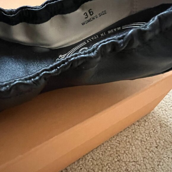 New in Box Tod's Ballet Flats Classic Made in Italy Sz 36 Chic Sophisticated - Picture 2 of 7